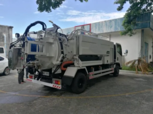 Combination Sewer Sewage Suction Siphoning Vacuum and Water Jetter Truck Vehicle